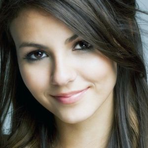 Affascinante Giovane Donna