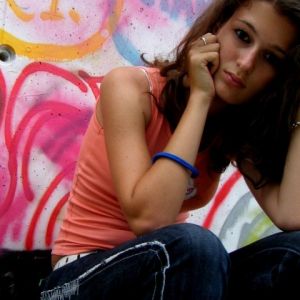Ritratto di Ragazza Urbana