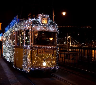 Tram di Festa a Budapest - wallpaper preview