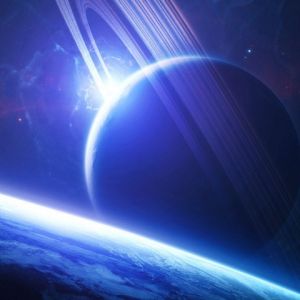 Pianeta Spettacolare con Anelli nello Spazio