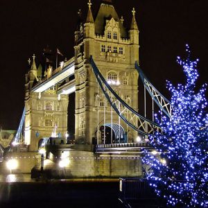 Tower Bridge di Notte