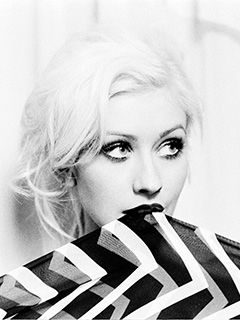 Ritratto in Bianco e Nero di Christina Aguilera - wallpaper preview