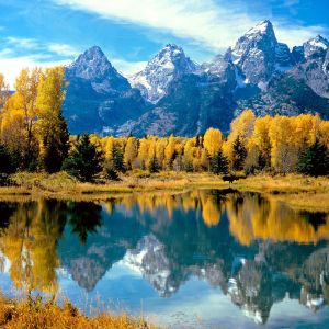 Stupenda riflessione montana