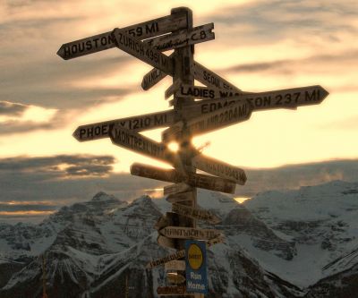 Cartello Direzionale Montano - wallpaper preview
