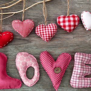 Decorazione Colorata di Cuori d'Amore