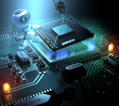 Robot su Circuito Elettronico