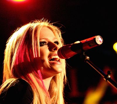 Avril Lavigne Performance dal Vivo