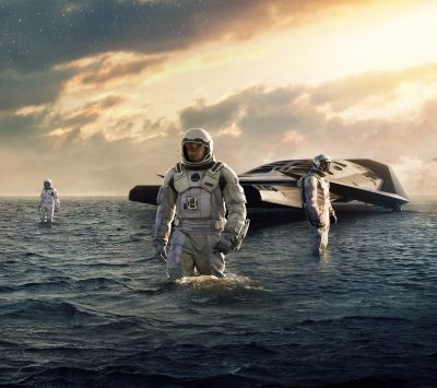 Astronauti di Interstellar nell'Oceano