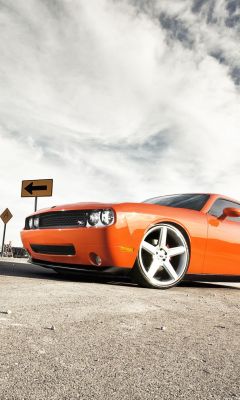 Dodge Challenger Arancione - wallpaper preview