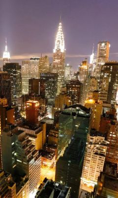 Vista Notturna del Chrysler Building - wallpaper preview