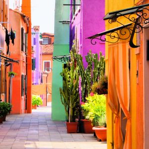 Vicolo Colorato a Burano