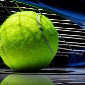 Palla da Tennis Vivace in Primo Piano