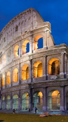 Colosseo al Crepuscolo