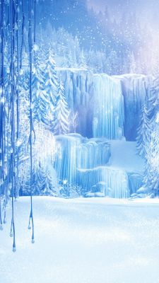 Cascata Invernale Incantevole