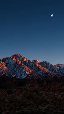 Tramonto montano con luna - wallpaper preview