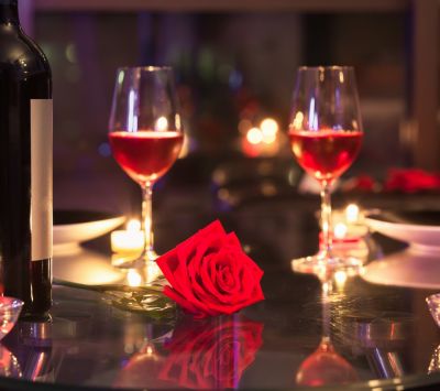 Cena Romantica con Rosa - wallpaper preview